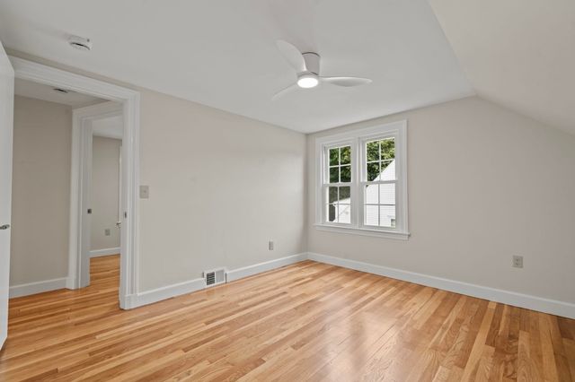 9 Hillside Drive, Nashua, NH 03064