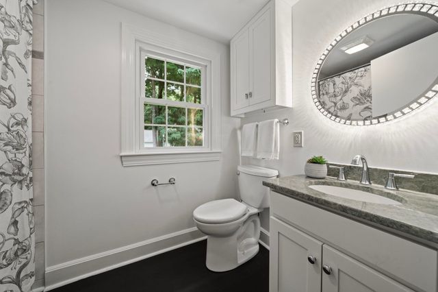 9 Hillside Drive, Nashua, NH 03064