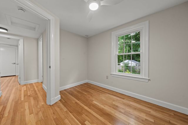9 Hillside Drive, Nashua, NH 03064