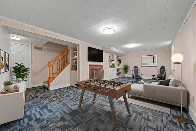 9 Hillside Drive, Nashua, NH 03064