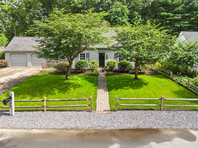 9 Hillside Drive, Nashua, NH 03064