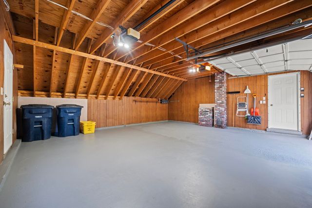 9 Hillside Drive, Nashua, NH 03064