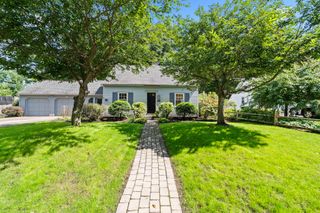 9 Hillside Drive, Nashua, NH 03064