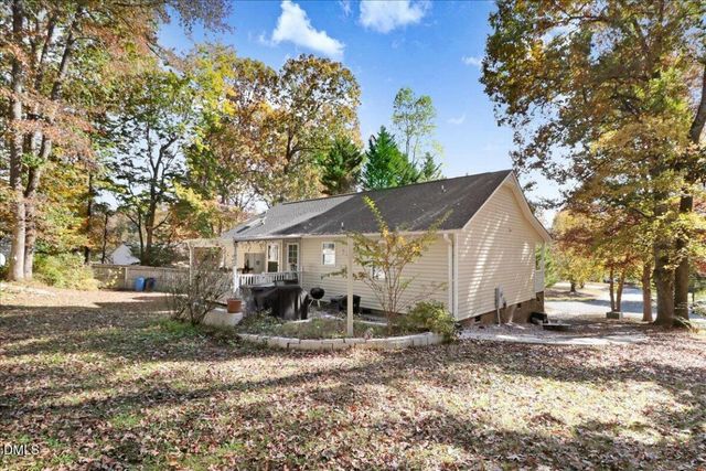 1240 Banjo Drive, Zebulon, NC 27597