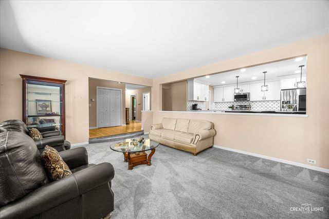 36W186 River Grange Road, St. Charles, IL 60175