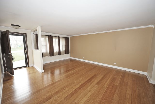 503 Case Court, Schaumburg, IL 60193