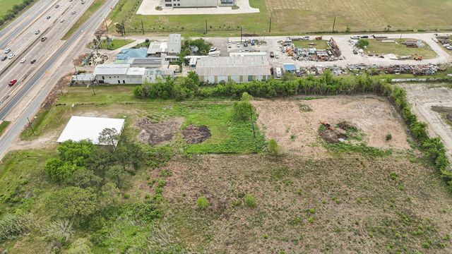 0 East Freeway Freeway, Baytown, TX 77521