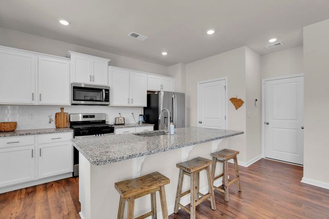 326 Gammon Lane, Fountain Inn, SC 29644