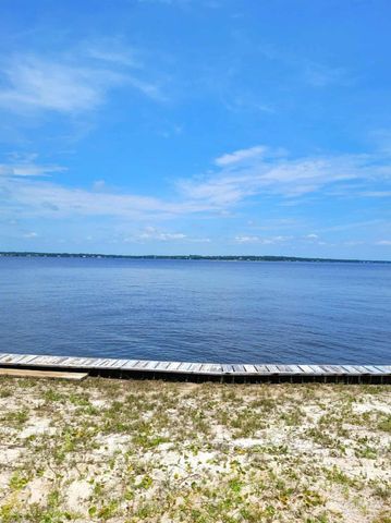 5452 N Shore Rd, Pensacola, FL 32507