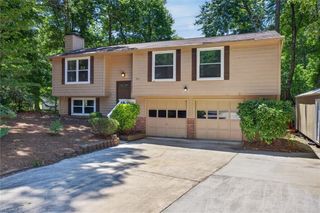 1109 Century Park Avenue, Kernersville, NC 27284