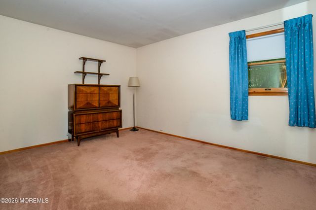 331 Sherwood Drive, Cliffwood Beach, NJ 07735