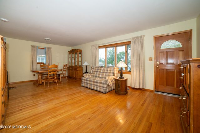 331 Sherwood Drive, Cliffwood Beach, NJ 07735