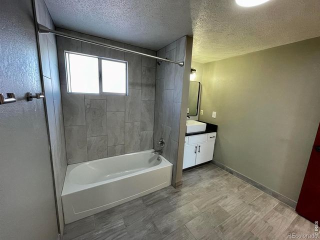 2327-2331 W 18th Street, Loveland, CO 80538