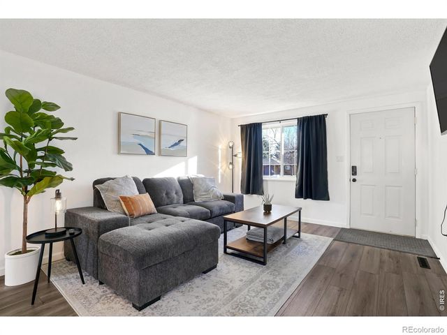2327-2331 W 18th Street, Loveland, CO 80538