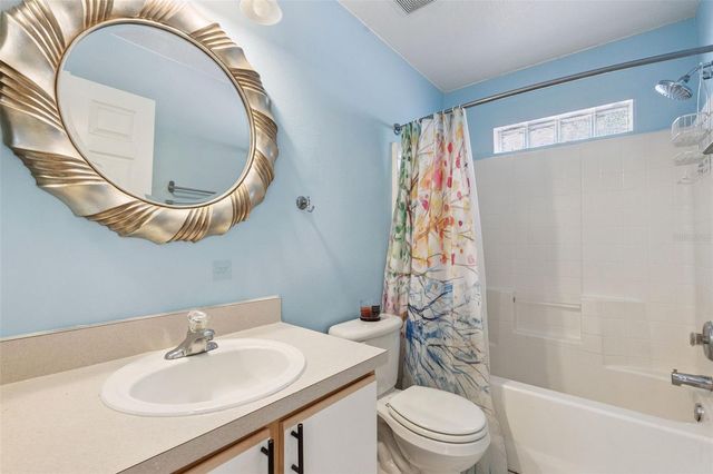 5121 LUNA NEGRA DRIVE, Orlando, FL 32811