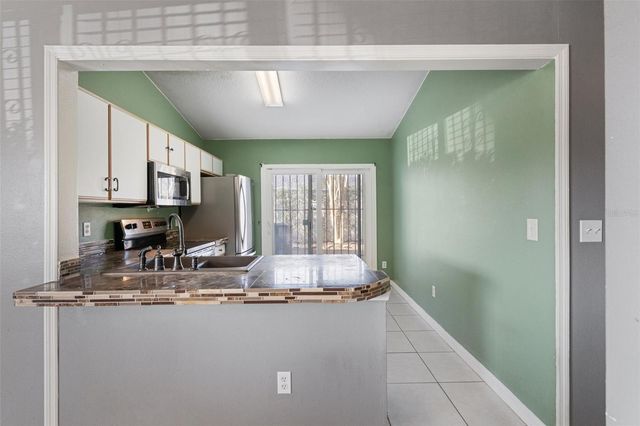 5121 LUNA NEGRA DRIVE, Orlando, FL 32811