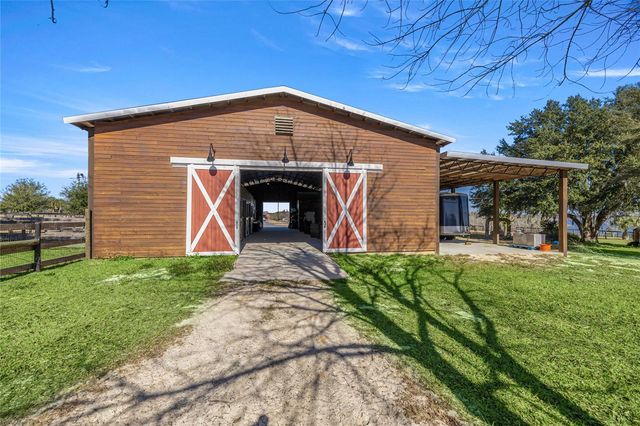 5251 SE 180TH AVENUE ROAD, Ocklawaha, FL 32179