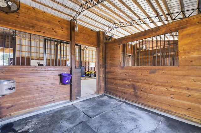5251 SE 180TH AVENUE ROAD, Ocklawaha, FL 32179
