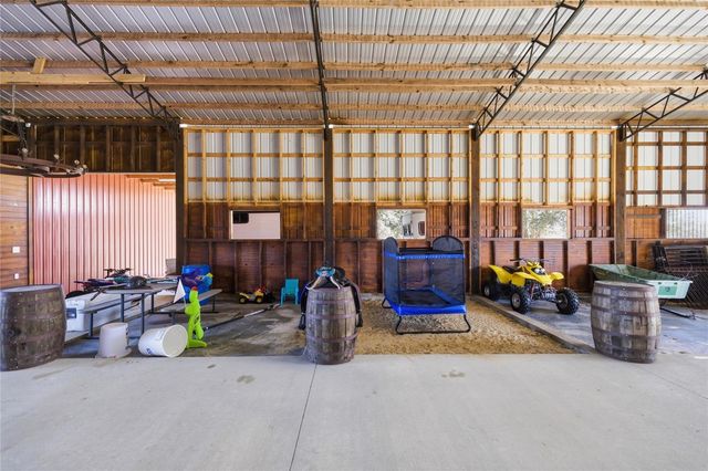 5251 SE 180TH AVENUE ROAD, Ocklawaha, FL 32179
