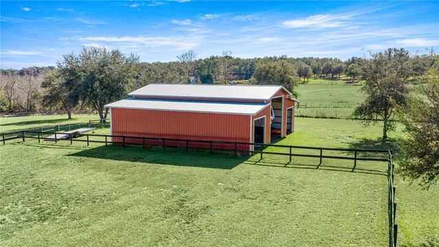 5251 SE 180TH AVENUE ROAD, Ocklawaha, FL 32179