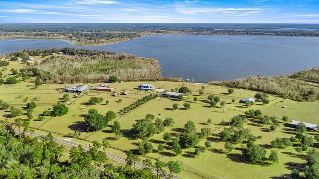 5251 SE 180TH AVENUE ROAD, Ocklawaha, FL 32179