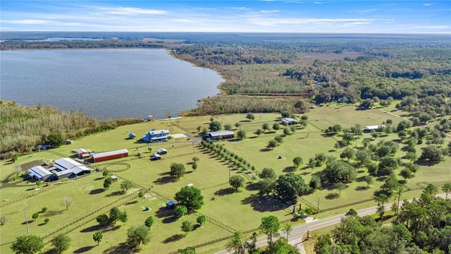 5251 SE 180TH AVENUE ROAD, Ocklawaha, FL 32179