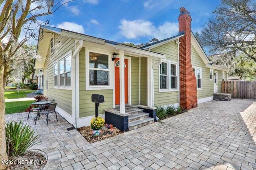 1820 THACKER Avenue, Jacksonville, FL 32207