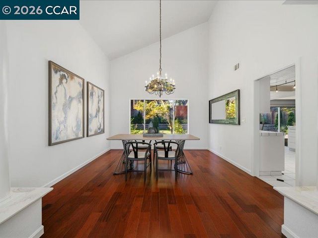 209 Walnut Creek Ct, Danville, CA 94506