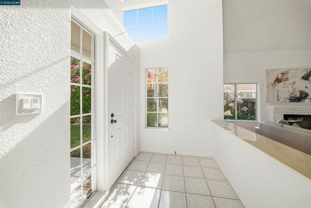 209 Walnut Creek Ct, Danville, CA 94506