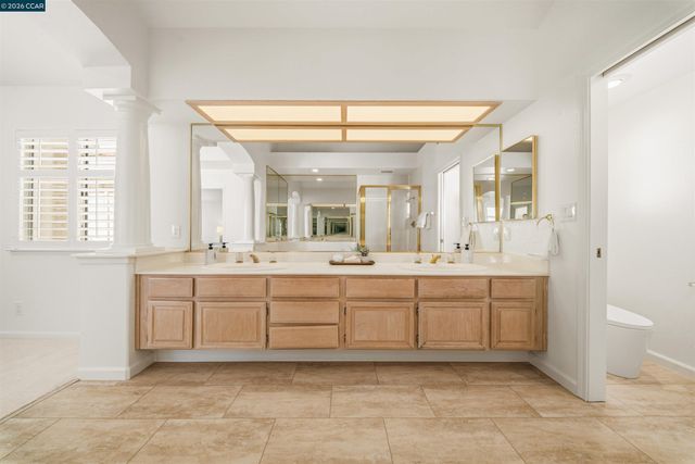 209 Walnut Creek Ct, Danville, CA 94506