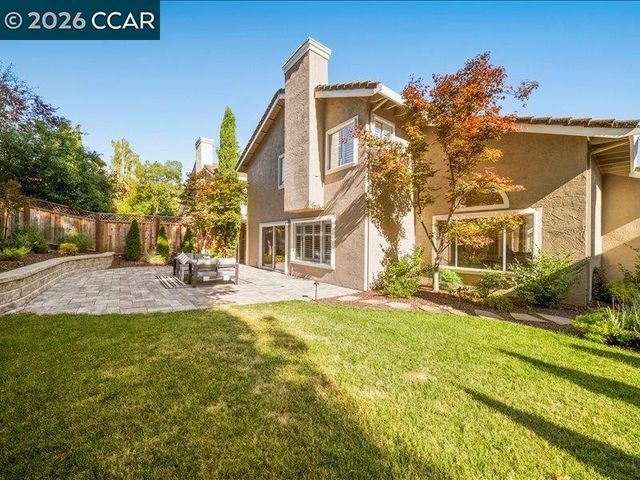 209 Walnut Creek Ct, Danville, CA 94506