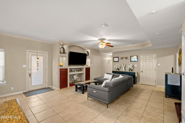 6705 PEARL RIDGE Drive, El Paso, TX 79912