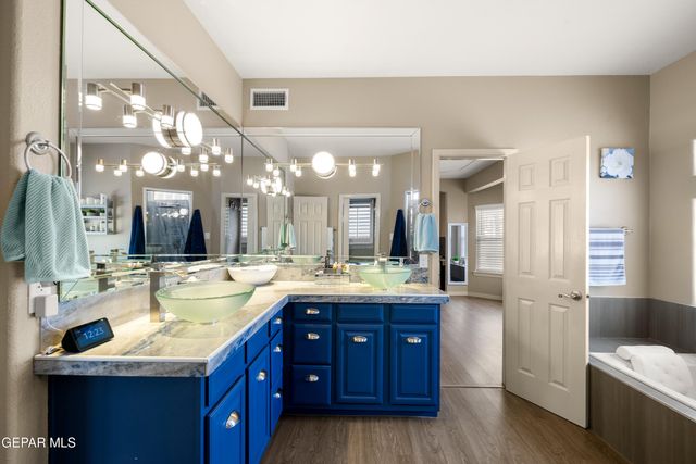 6705 PEARL RIDGE Drive, El Paso, TX 79912