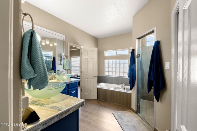 6705 PEARL RIDGE Drive, El Paso, TX 79912