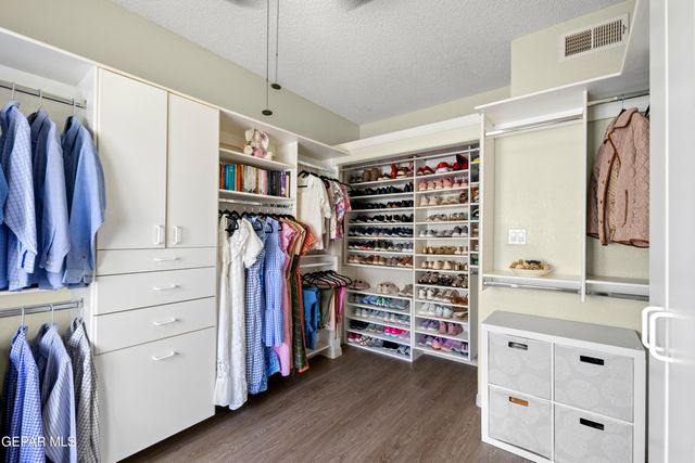 6705 PEARL RIDGE Drive, El Paso, TX 79912