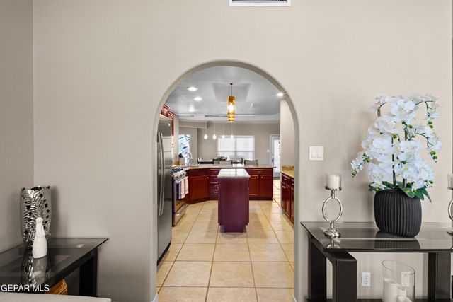 6705 PEARL RIDGE Drive, El Paso, TX 79912