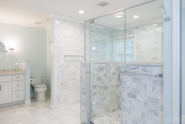2 Lexington Circle, Terrace Park, OH 45174