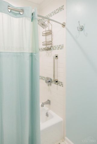 2 Lexington Circle, Terrace Park, OH 45174
