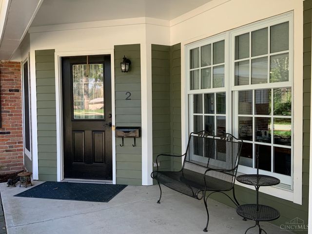 2 Lexington Circle, Terrace Park, OH 45174