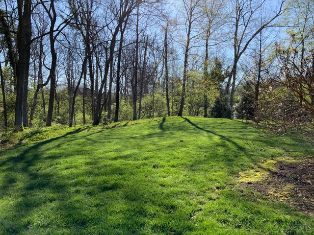 2 Lexington Circle, Terrace Park, OH 45174