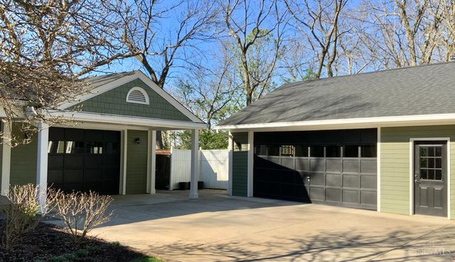 2 Lexington Circle, Terrace Park, OH 45174
