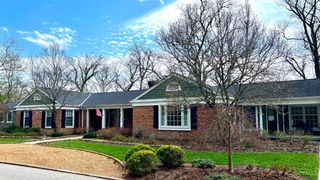 2 Lexington Circle, Terrace Park, OH 45174