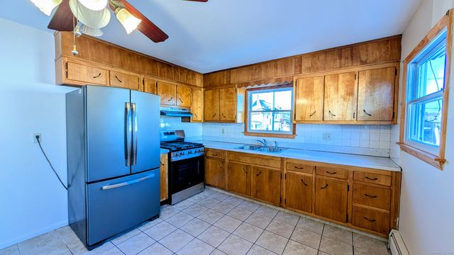 24 Hoyt Street 2, Danbury, CT 06810