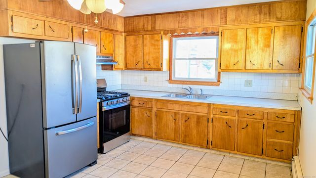 24 Hoyt Street 2, Danbury, CT 06810