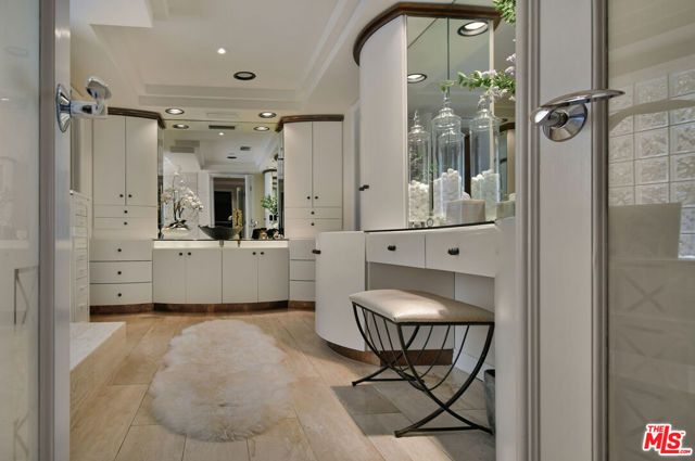 4039 Cody Road, Sherman Oaks, CA 91403