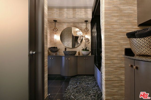 4039 Cody Road, Sherman Oaks, CA 91403