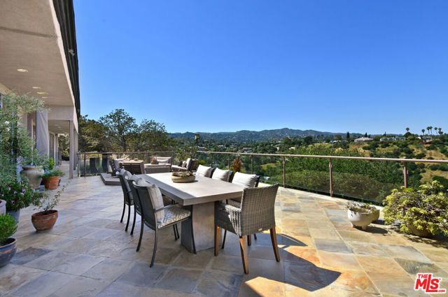 4039 Cody Road, Sherman Oaks, CA 91403