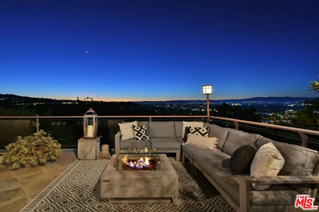 4039 Cody Road, Sherman Oaks, CA 91403