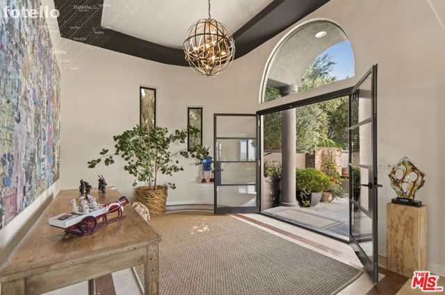 4039 Cody Road, Sherman Oaks, CA 91403