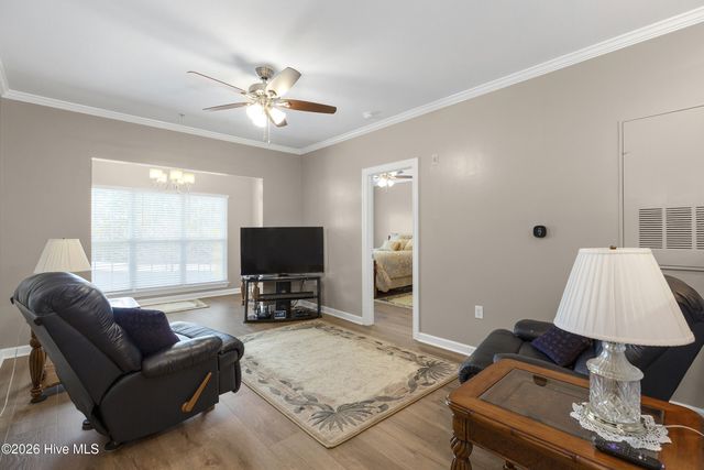 2808 Bloomfield Lane Unit 305, Wilmington, NC 28412